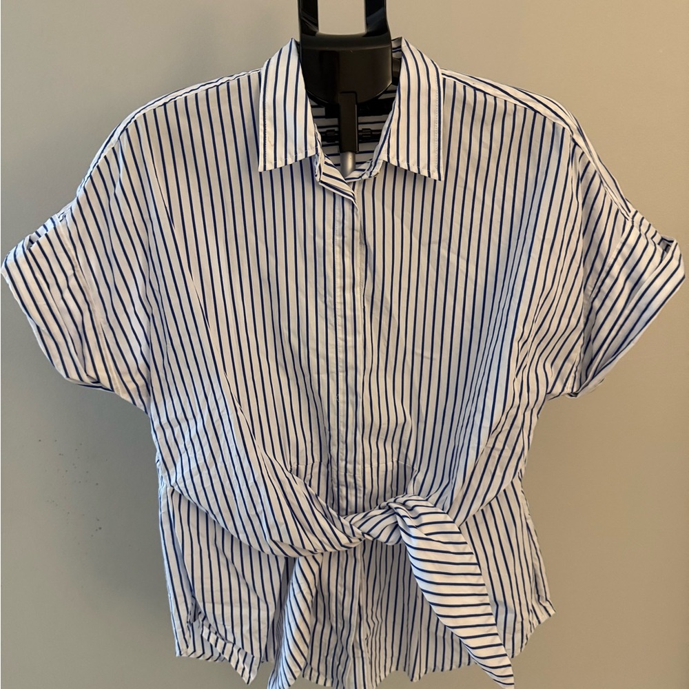 Lauren Ralph Lauren Women’s Blue and White Striped Casual Shirt with Tie XL
